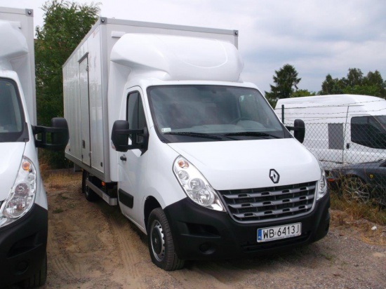 WYNAJEM   Renault Master kontener od 8 do 10 EP  w wersji z windą