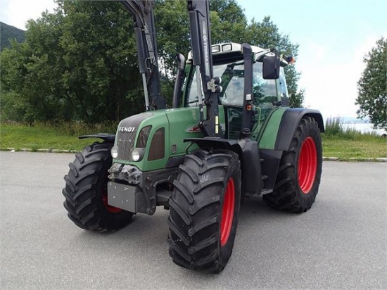 Ciagniki 2002 Fendt 712 Vario