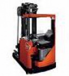 REACH TRUCK