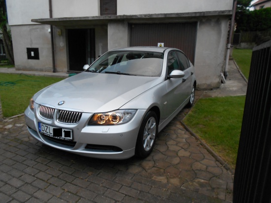 BMW E90 320i 150KM 